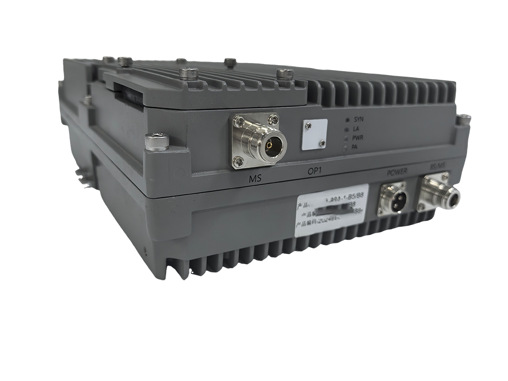  荥阳三频手机信号接收器2000㎡