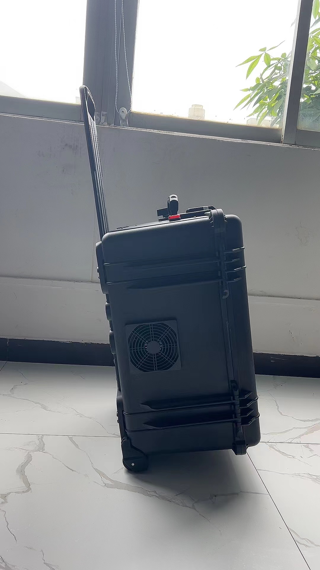 荥阳手拉箱型移动通信干扰器