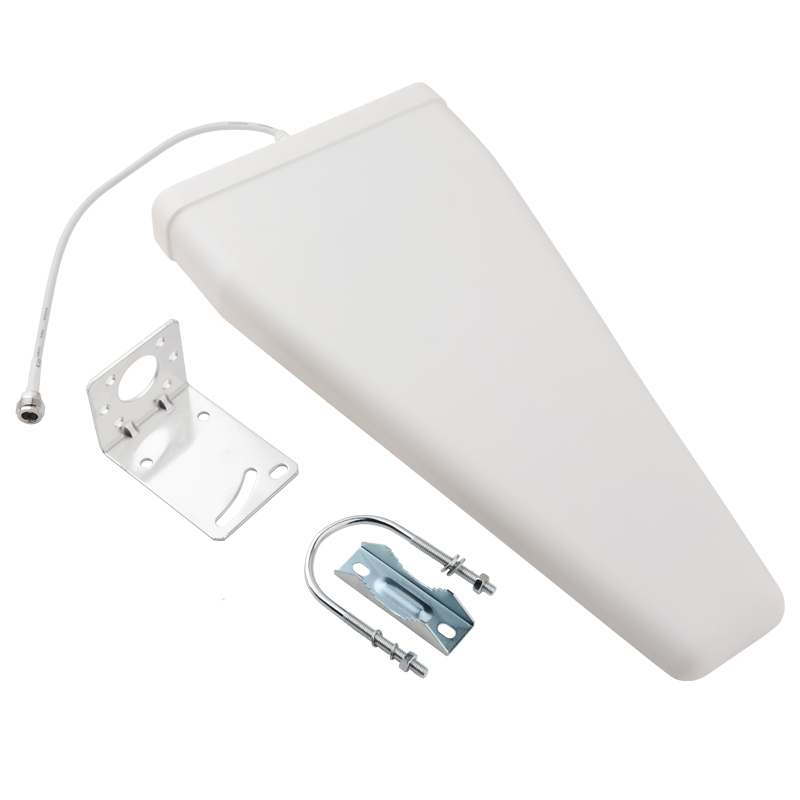  荥阳对数周期天线定向接收发射700-3700MHz